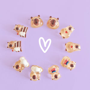 Kawaii Capybara Earring Set (4) - www.thelineahome.nl - Kawaii Accessories