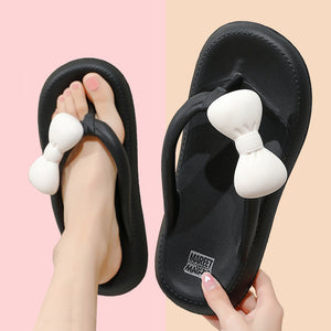 Cute Bow Slippers - www.thelineahome.nl