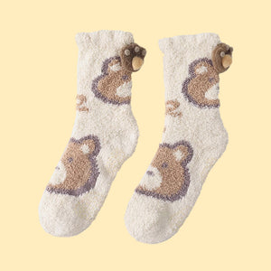 Fluffy Bear Fleecy Socks - www.thelineahome.nl - Boba Tea