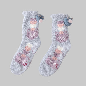 Fluffy Bear Fleecy Socks - www.thelineahome.nl - Powder Blue