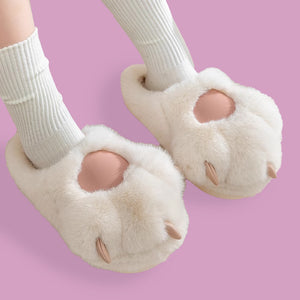 Fluffy Paw Slippers - www.thelneahome.nl - Kawaii Homeware