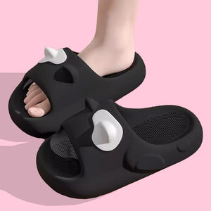 Kitty Ears Marshmallow Slippers - www.thelineahome.nl - Kawaii Homeware - Midnight Black