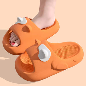 Kitty Ears Marshmallow Slippers - www.thelineahome.nl - Kawaii Homeware - Mandarin Orange