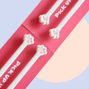 Kitty Paw Paw Chopsticks ( 2 Pairs) - www.thelineahome.nl - context 4
