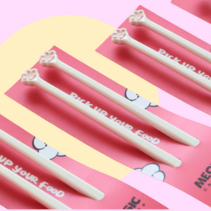 Kitty Paw Paw Chopsticks ( 2 Pairs) - www.thelineahome.nl - context 1