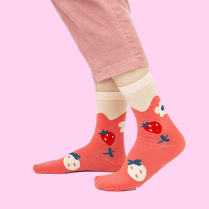 Sweet Ichigo Pop Socks - The Linea Home - Kawaii Home Apparel / Fashion Accessories - Pink socks, Strawberry designs